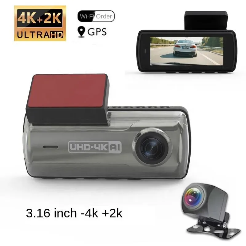 Rebecca Thompson, Leeds review photo